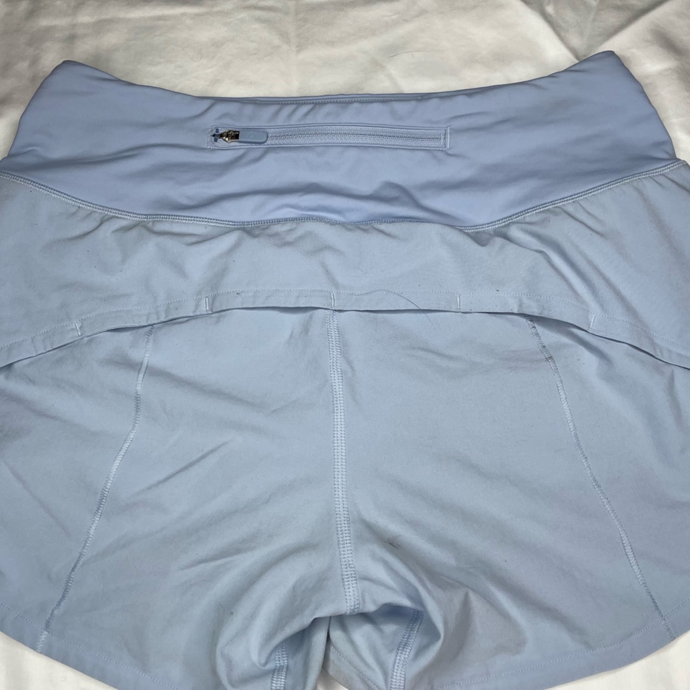 LIGHT BLUE LULULEMON SPEED UP SHORTS SIZE 4 TALL GOOD CONDITION 🍋🍋 - Picture 3 of 3